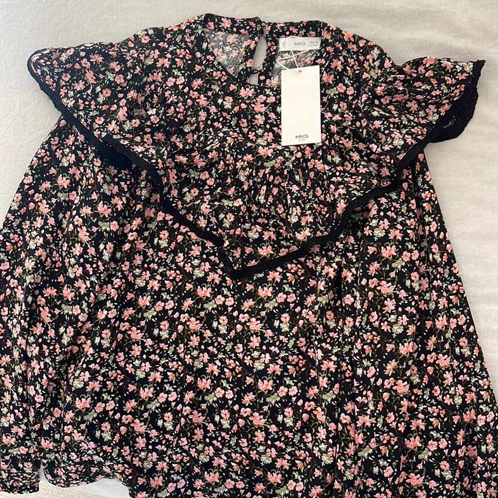 MNG floral with crochet detail blouse